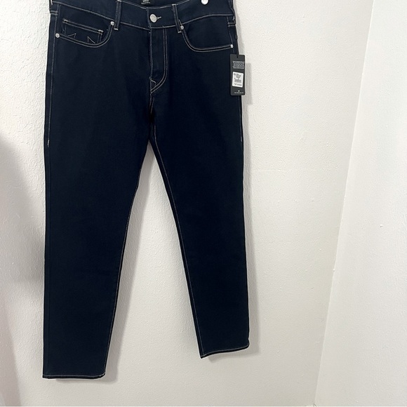 True Religion Jeans Mens Rocco Relaxed Skinny Dark Rinse Size W33 X L32 NWT - Picture 1 of 9